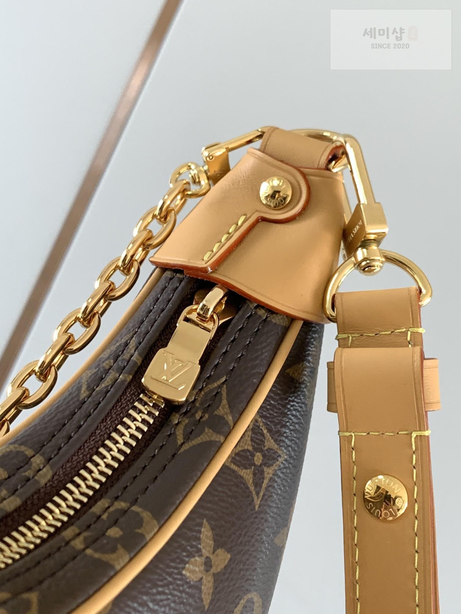 Louis Vuitton Louis Vuitton Loop Hobo Monogram Bag 7번 이미지