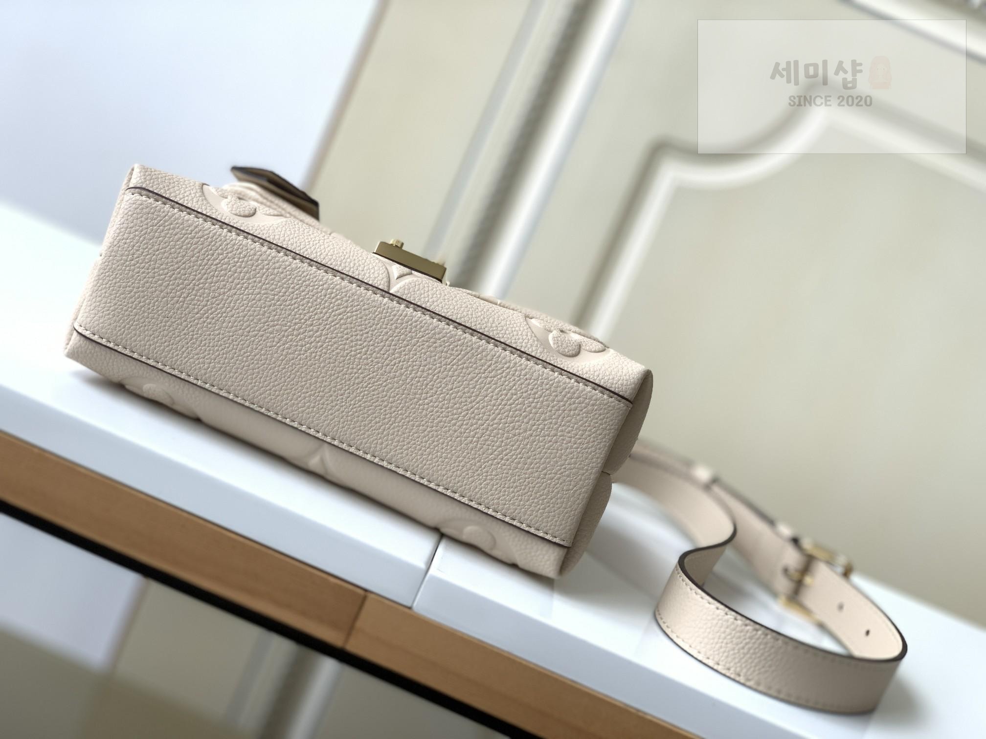 Louis Vuitton Louis Vuitton Madeleine BB Bag 9번 이미지
