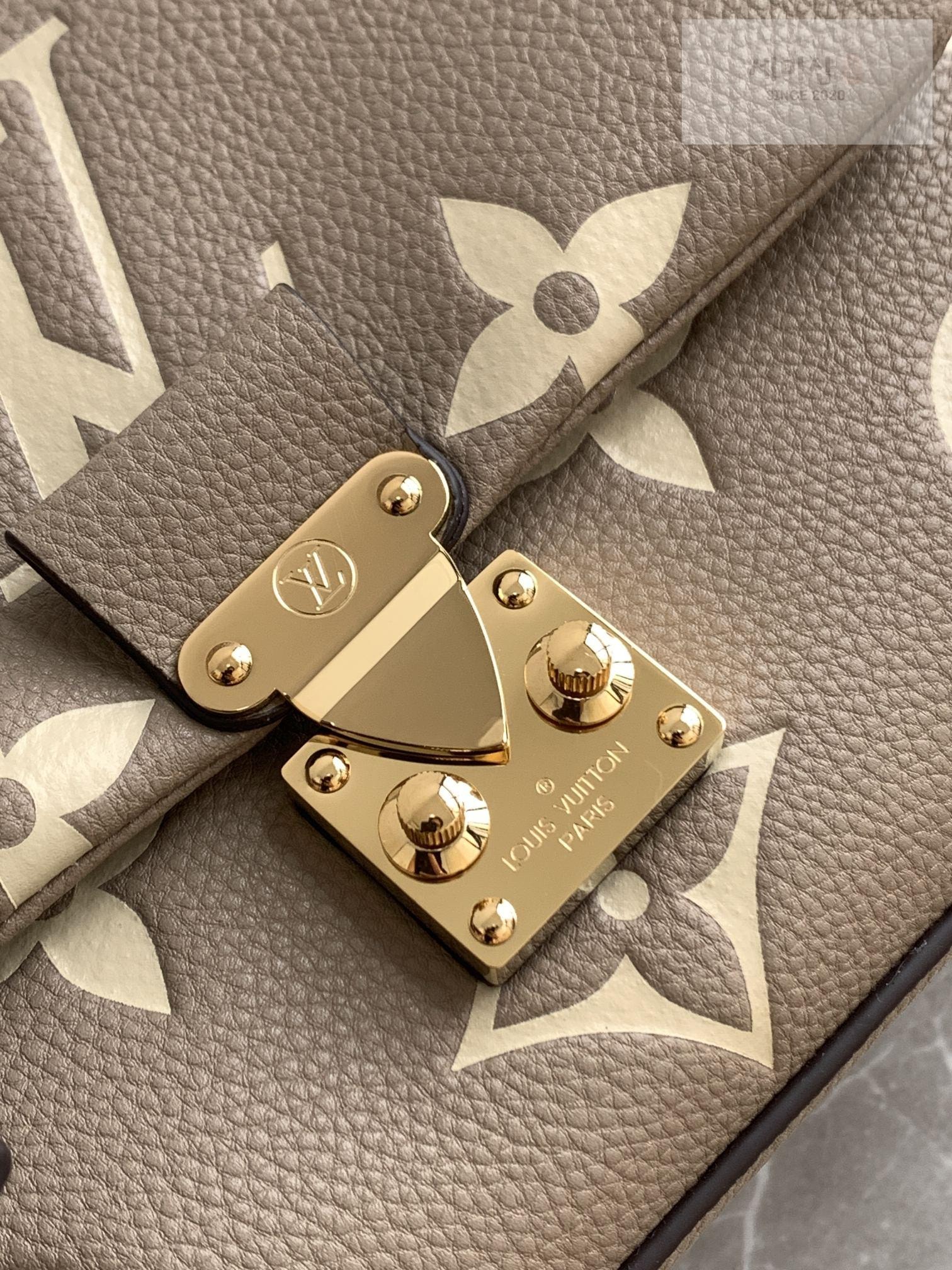 Louis Vuitton Louis Vuitton Madeleine BB Bag 19번 이미지
