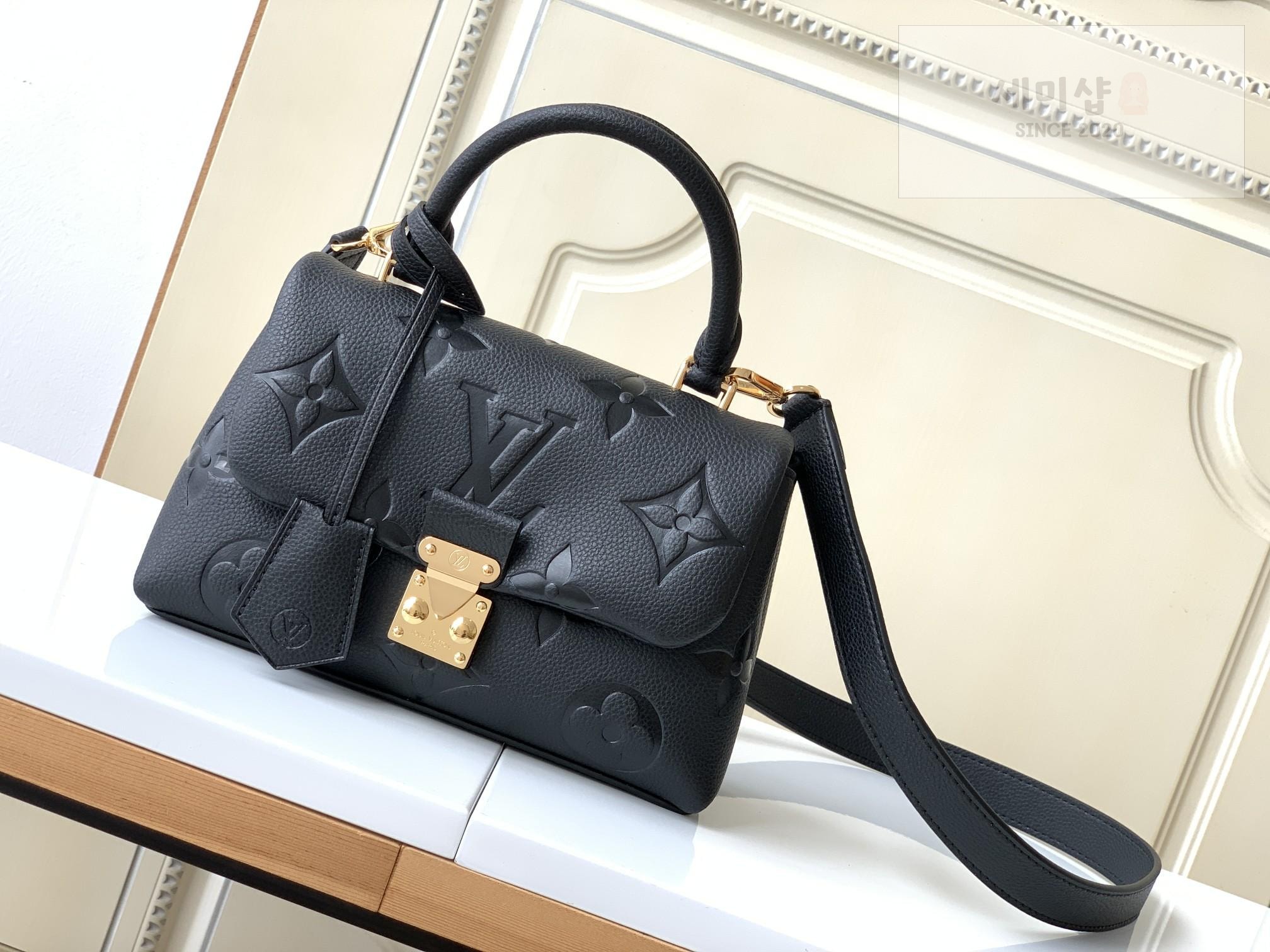Louis Vuitton Louis Vuitton Madeleine BB Bag 22번 이미지