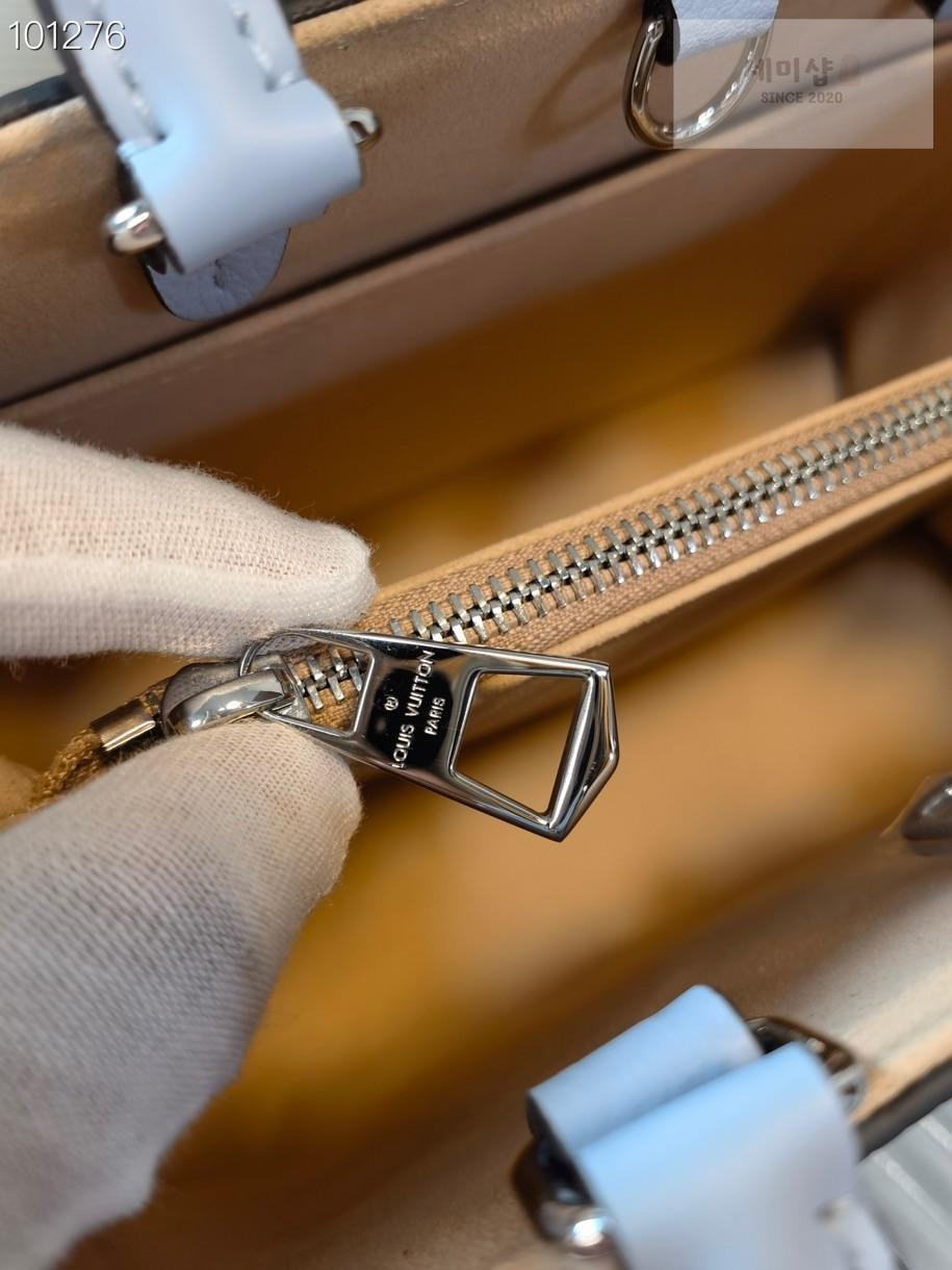Louis Vuitton Louis Vuitton Marelle Tote BB Bag 15번 이미지