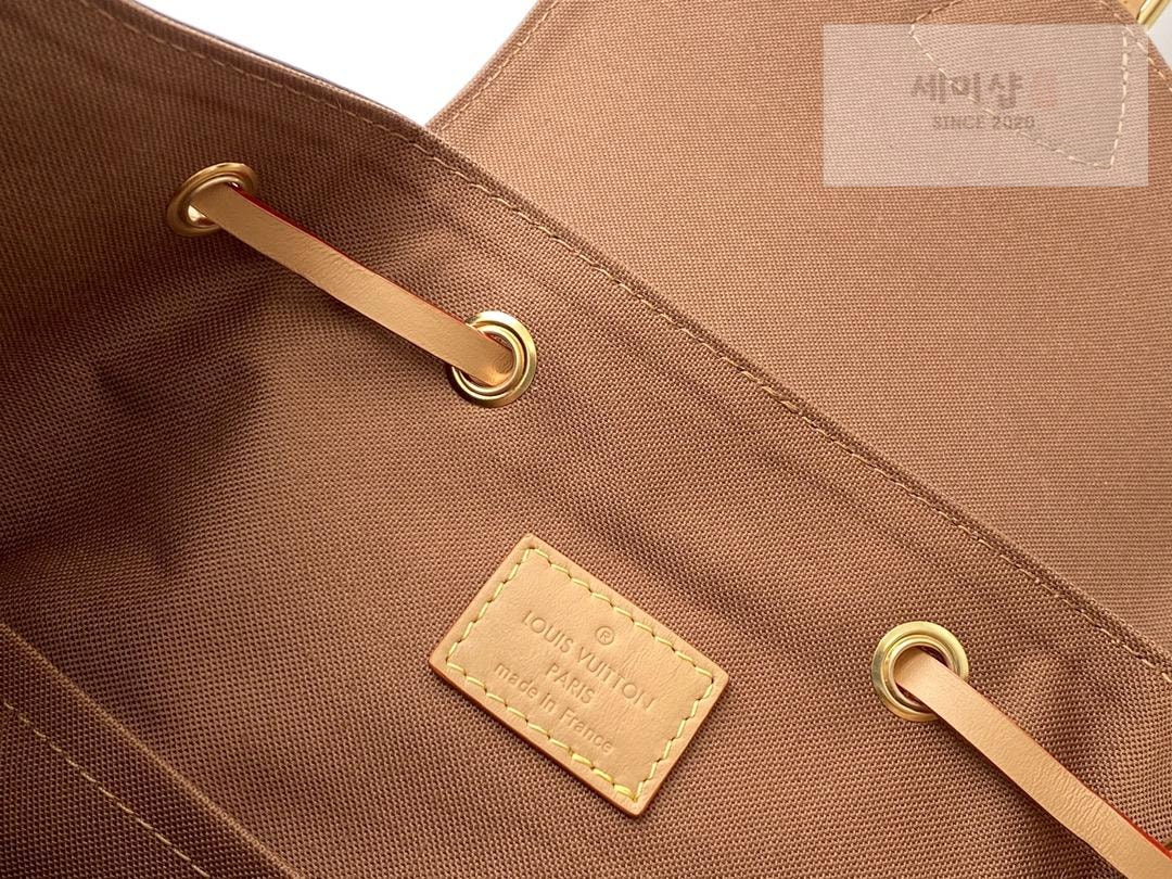 Louis Vuitton Louis Vuitton Montsouris PM Bag 15번 이미지