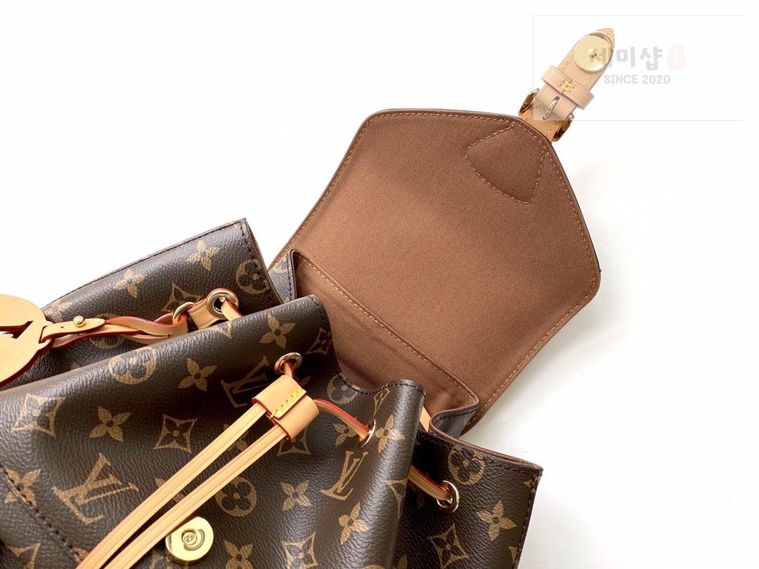 Louis Vuitton Louis Vuitton Montsouris PM Bag 13번 이미지