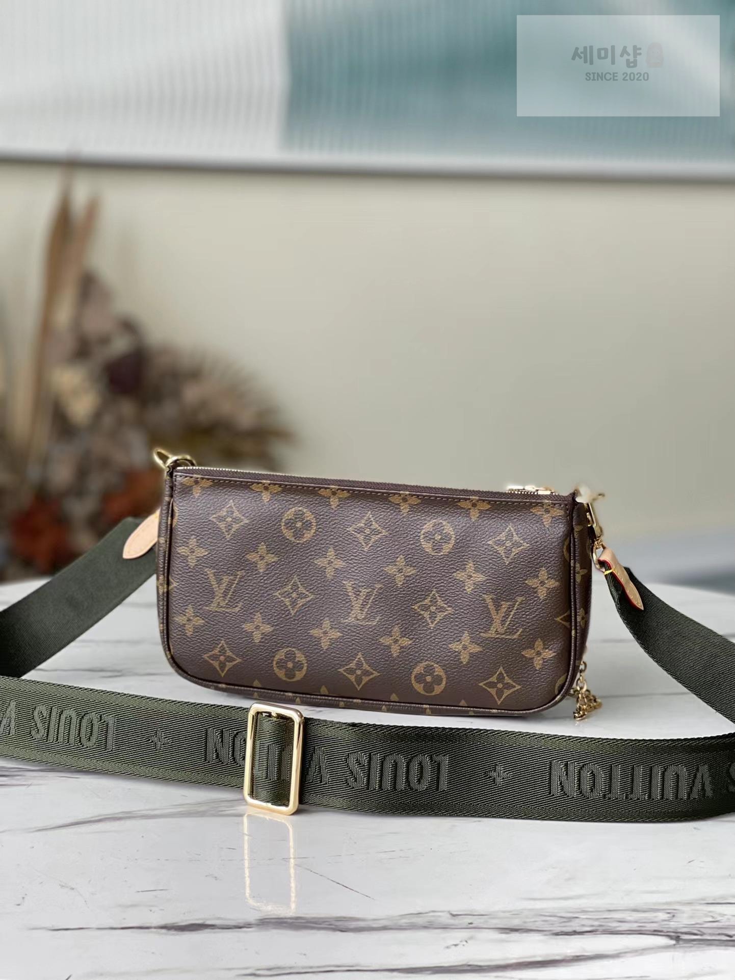 Louis Vuitton Louis Vuitton Multi Pochette Axesua Bag 18번 이미지
