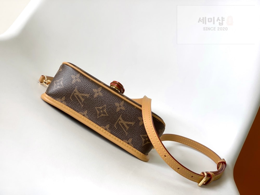 Louis Vuitton Louis Vuitton Nano Daine Bag 1번 이미지