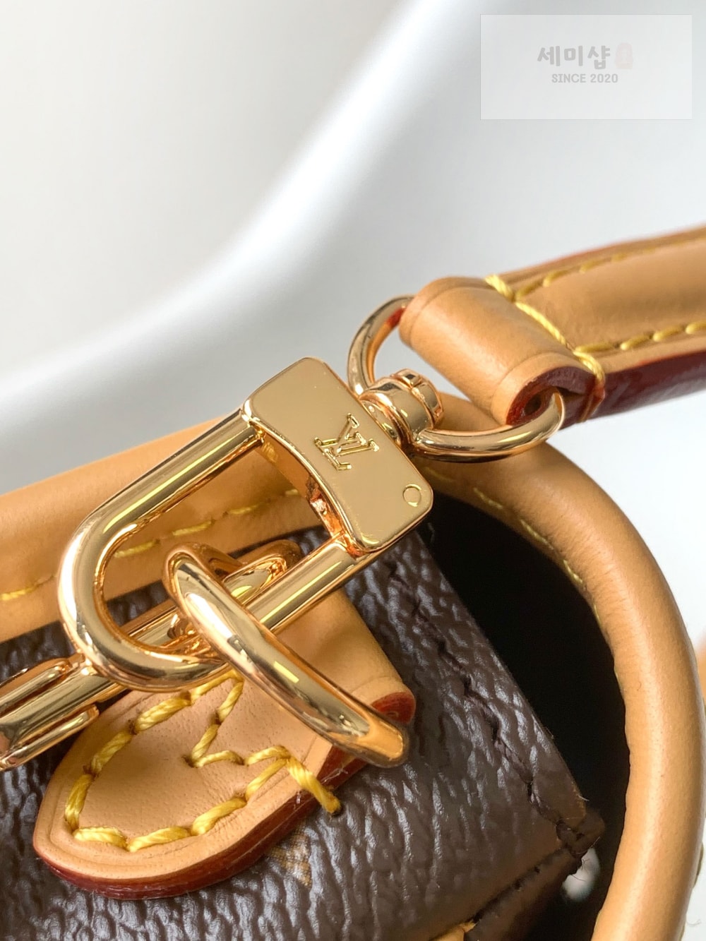 Louis Vuitton Louis Vuitton Nano Daine Bag 6번 이미지