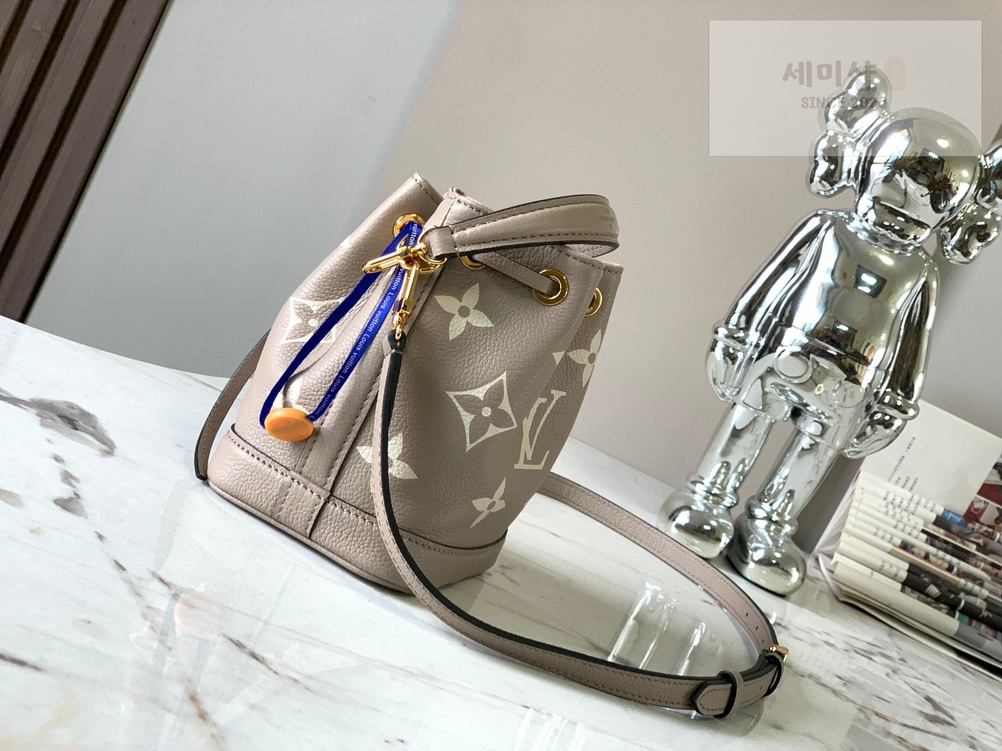 Louis Vuitton Louis Vuitton Nano Noe Bag 1번 이미지