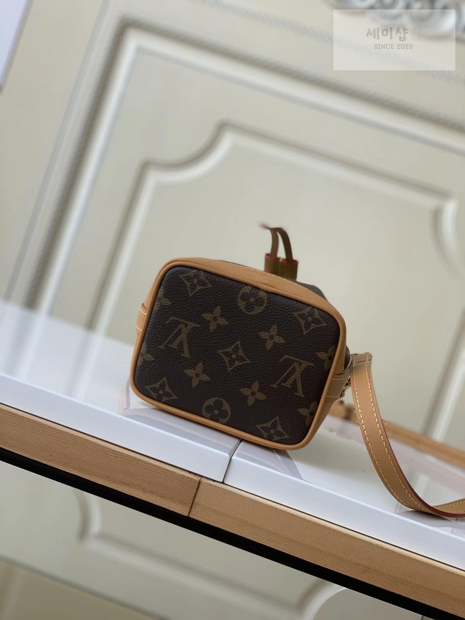 Louis Vuitton Louis Vuitton Nano Noe Monogram Bag 9번 이미지