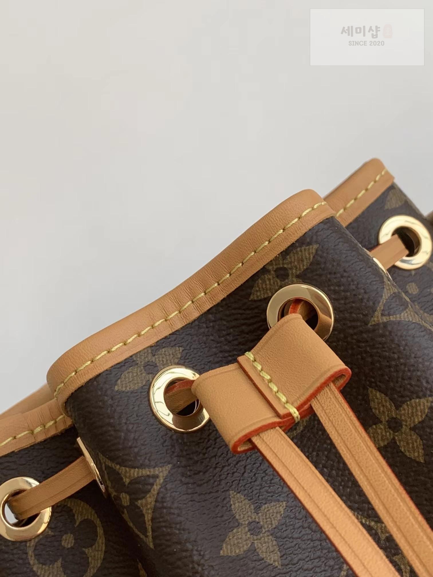 Louis Vuitton Louis Vuitton Nano Noe Monogram Bag 5번 이미지