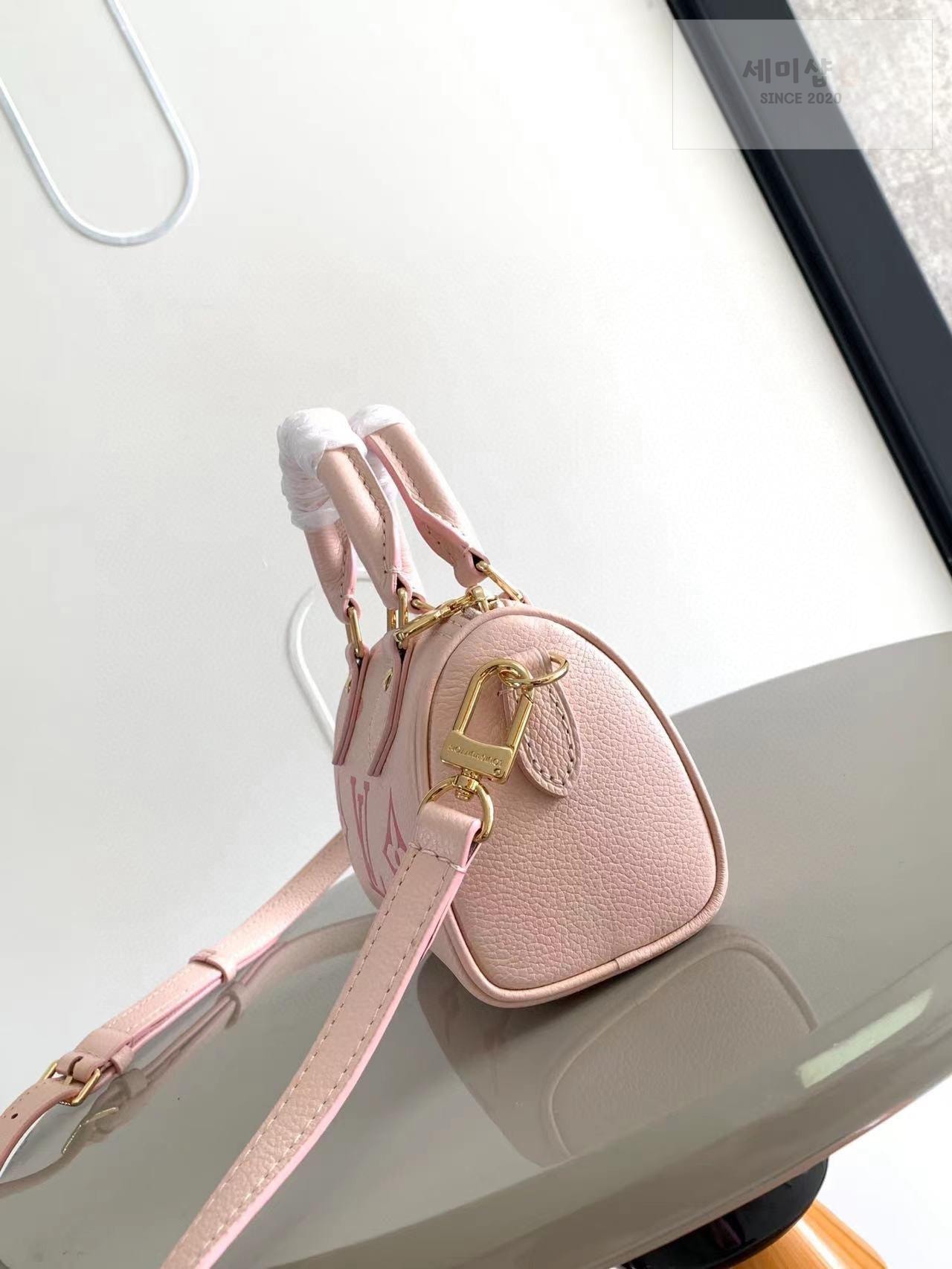 Louis Vuitton Louis Vuitton Nano Speedy Bag 2번 이미지