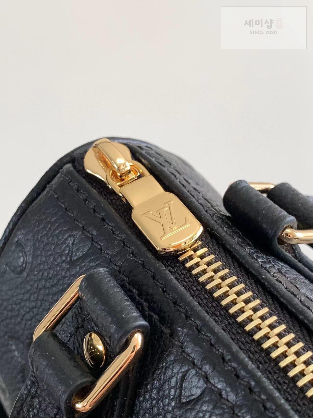 Louis Vuitton Louis Vuitton Nano Speedy Bag 18번 이미지