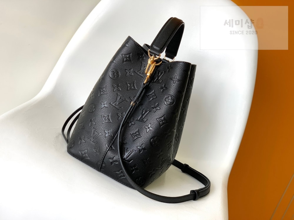 Louis Vuitton Louis Vuitton NeoNoe MM Bucket Bag 7번 이미지
