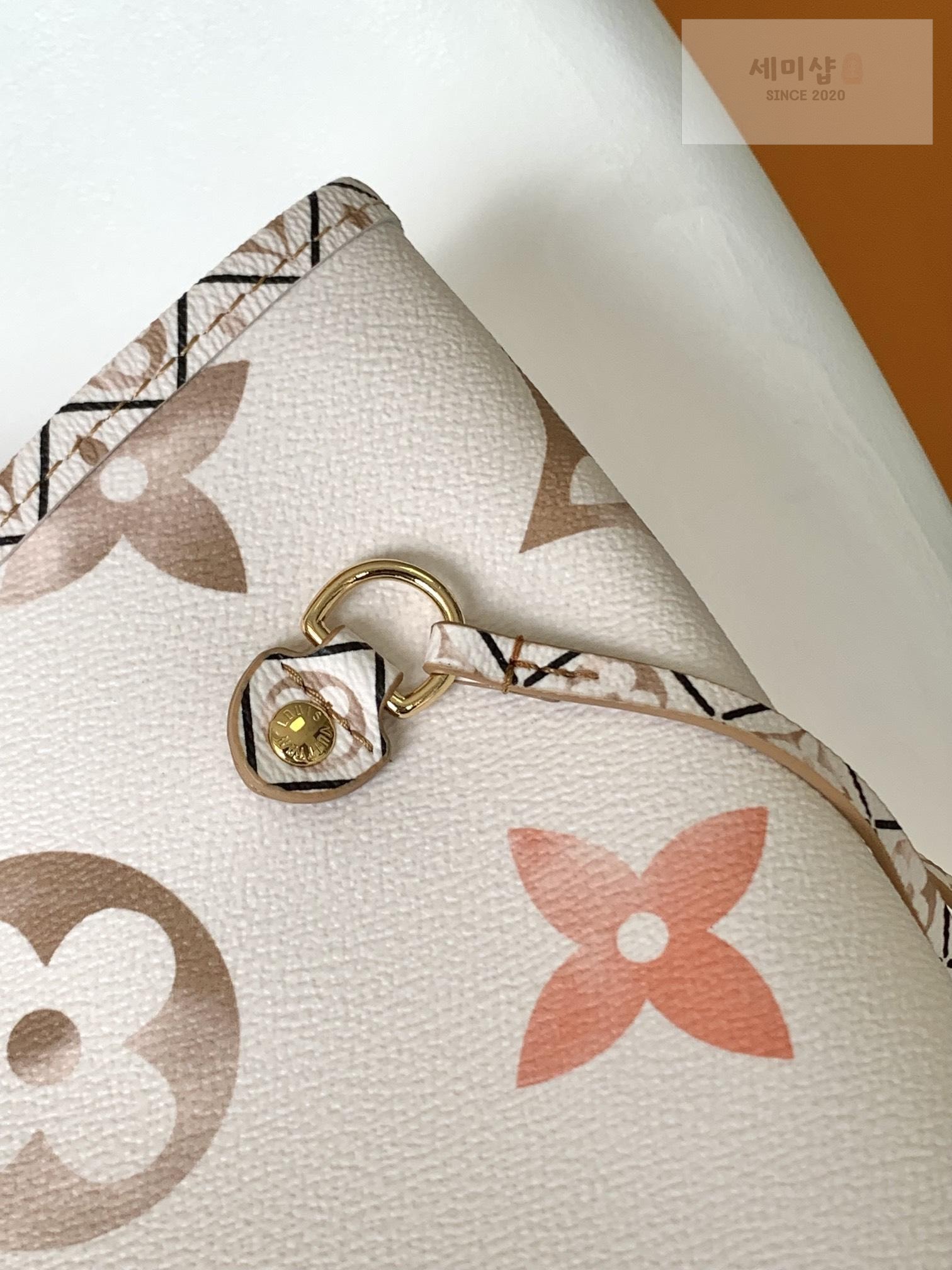 Louis Vuitton Louis Vuitton Neverfull Giant Monogram Bag 2번 이미지