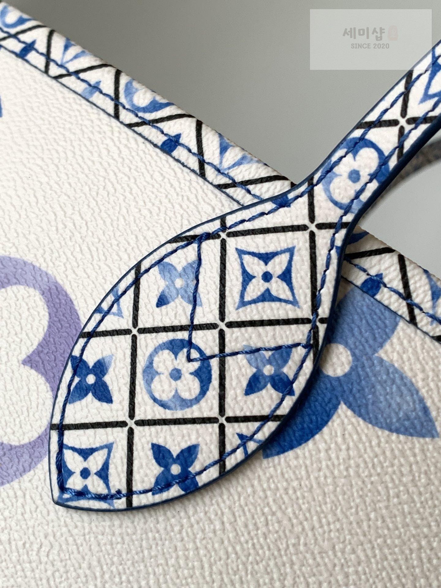 Louis Vuitton Louis Vuitton Neverfull Giant Monogram Bag 8번 이미지