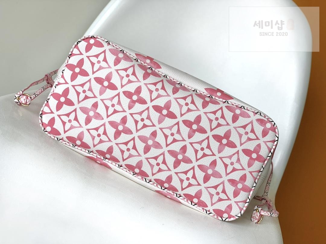 Louis Vuitton Louis Vuitton Neverfull Giant Monogram Bag 13번 이미지