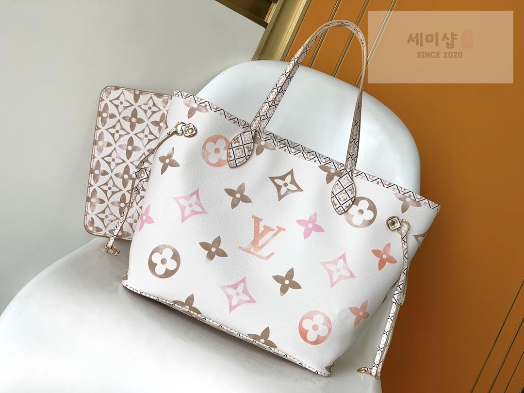 Louis Vuitton Louis Vuitton Neverfull Giant Monogram Bag 18번 이미지
