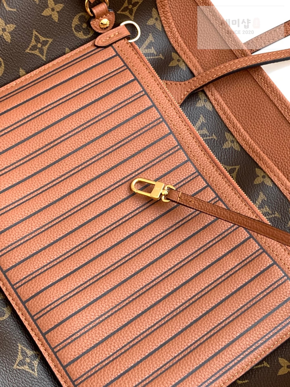 Louis Vuitton Louis Vuitton Neverfull Inside Out MM Bag 6번 이미지