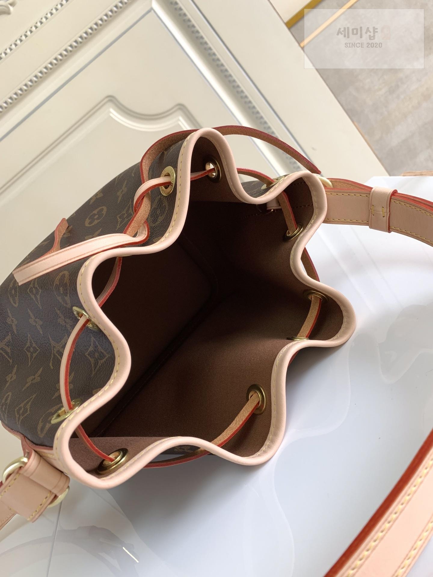 Louis Vuitton Louis Vuitton Noe BB Bag 16번 이미지