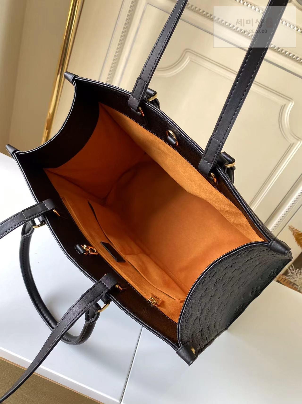 Louis Vuitton Louis Vuitton On The Go MM Bag 4번 이미지