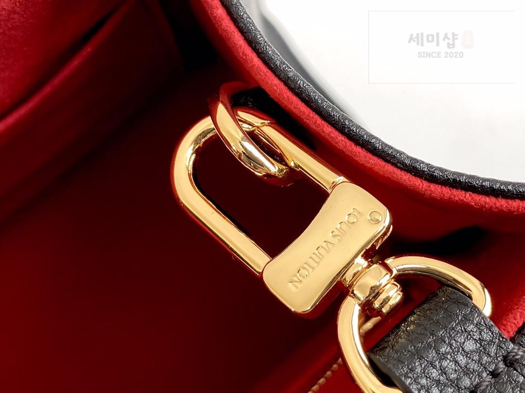 Louis Vuitton Louis Vuitton On The Go PM Bag 30번 이미지