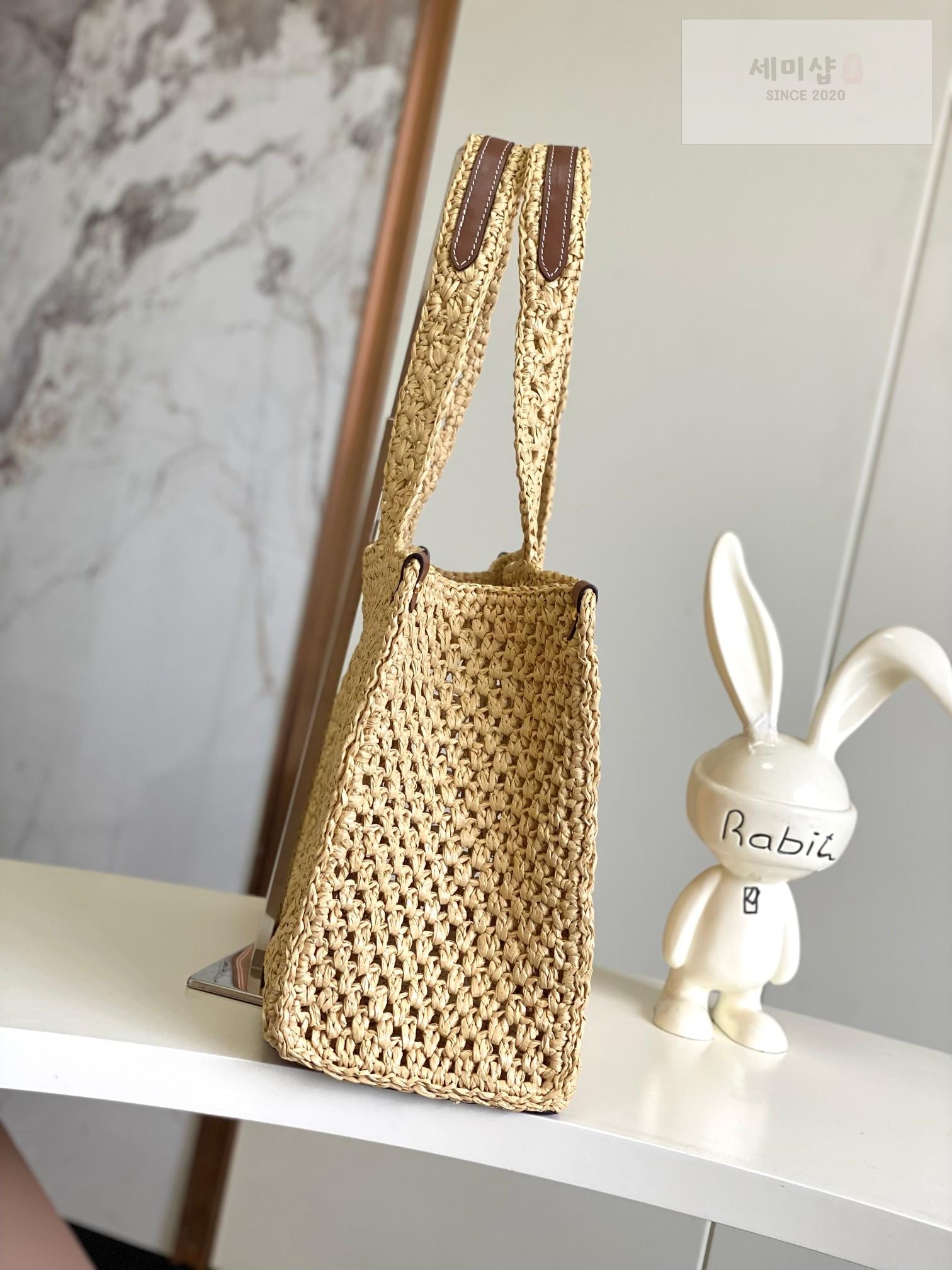 Louis Vuitton Louis Vuitton On The Go Raffia Bag 3번 이미지
