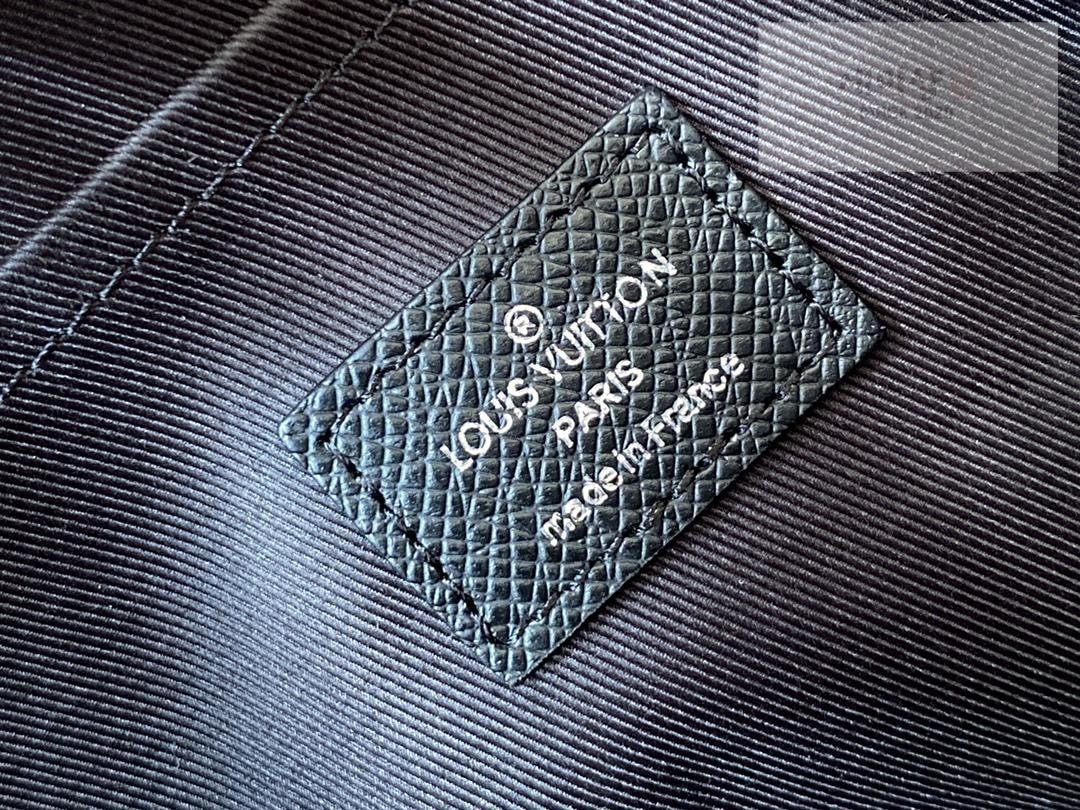 Louis Vuitton Louis Vuitton Outdoor Messenger Bag 7번 이미지