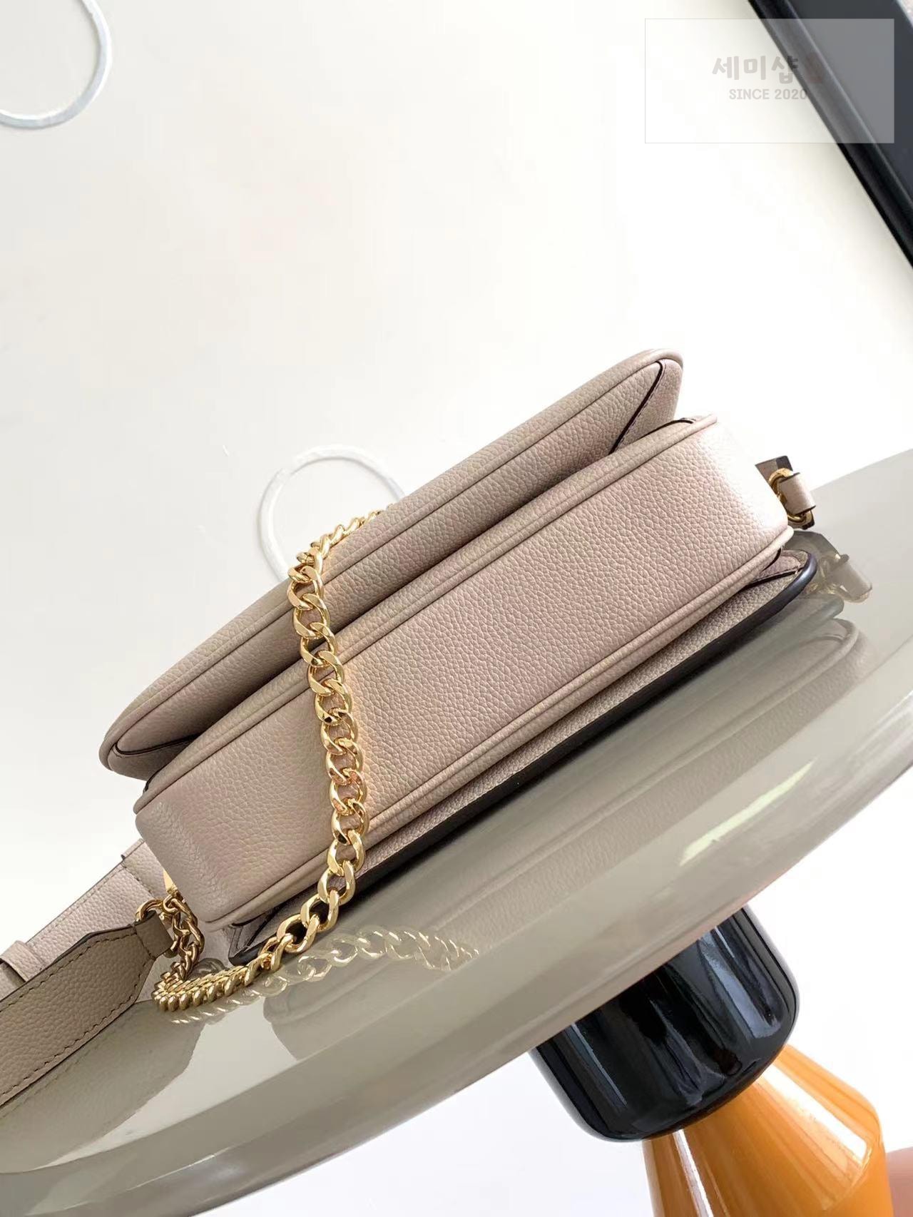 Louis Vuitton Louis Vuitton Oxford Lockme Bag 2번 이미지