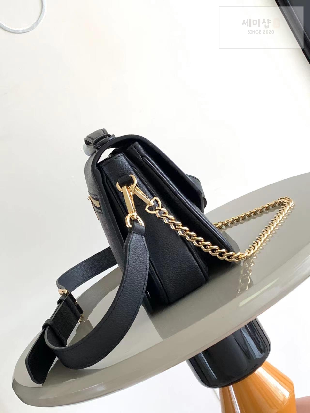 Louis Vuitton Louis Vuitton Oxford Lockme Bag 9번 이미지