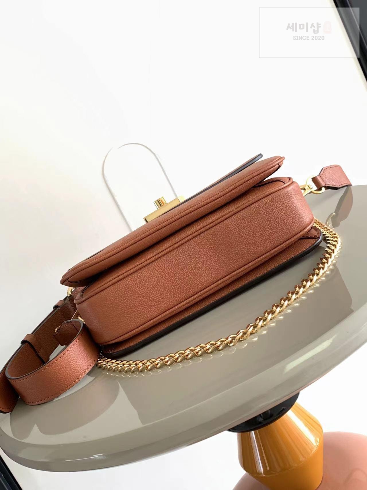 Louis Vuitton Louis Vuitton Oxford Lockme Bag 17번 이미지