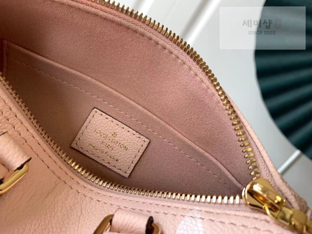 Louis Vuitton Louis Vuitton Papillon BB Bag 14번 이미지