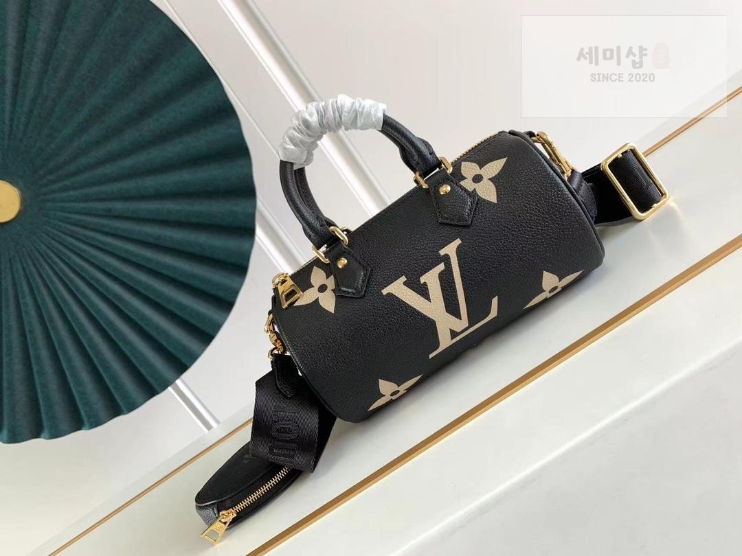 Louis Vuitton Louis Vuitton Papillon BB Bag 22번 이미지