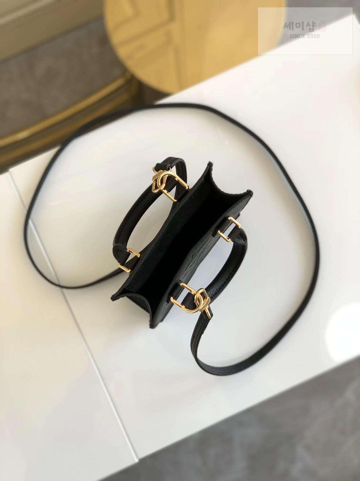 Louis Vuitton Louis Vuitton Petit Sac Plat Bag 7번 이미지