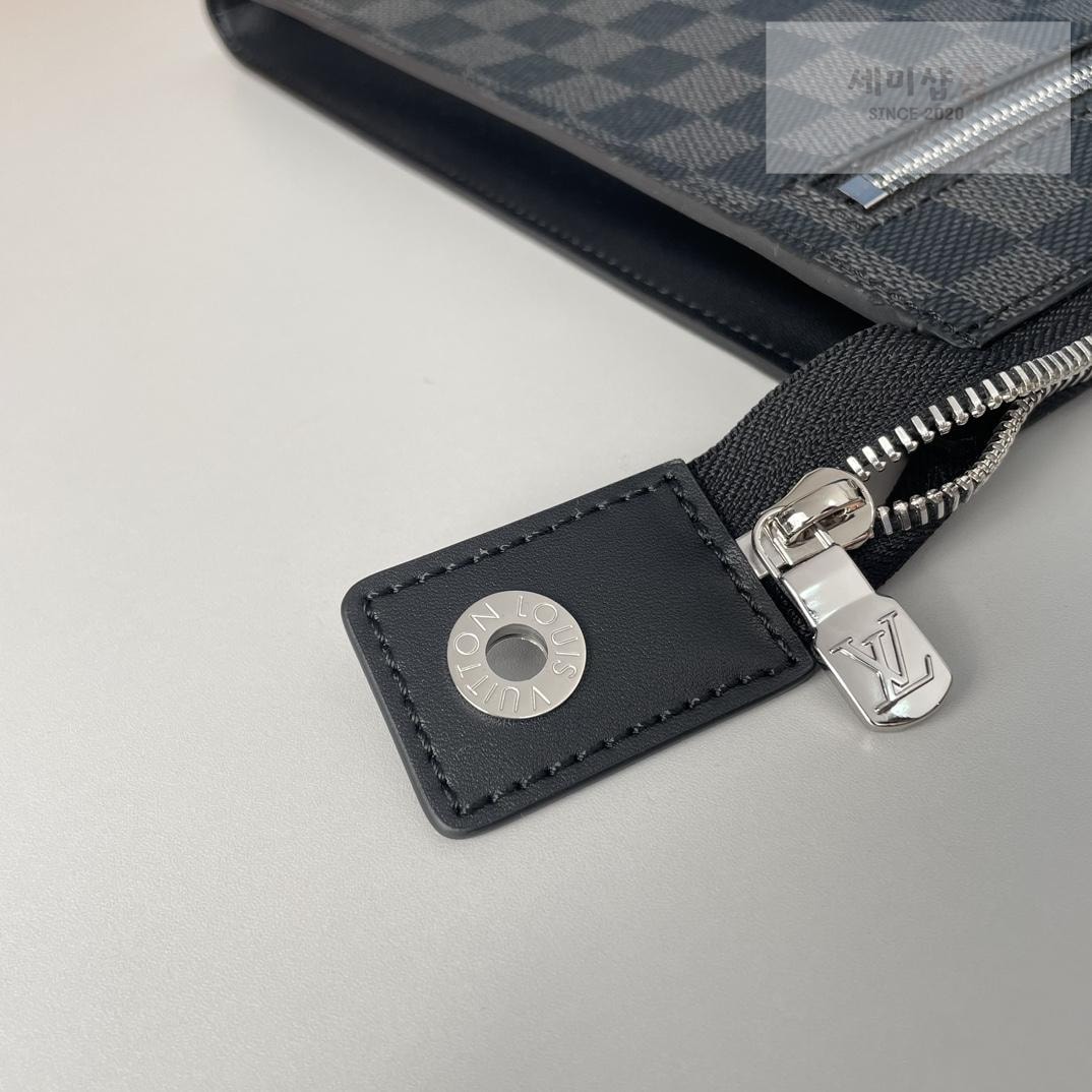 Louis Vuitton Louis Vuitton Pochette 24H Bag 11번 이미지