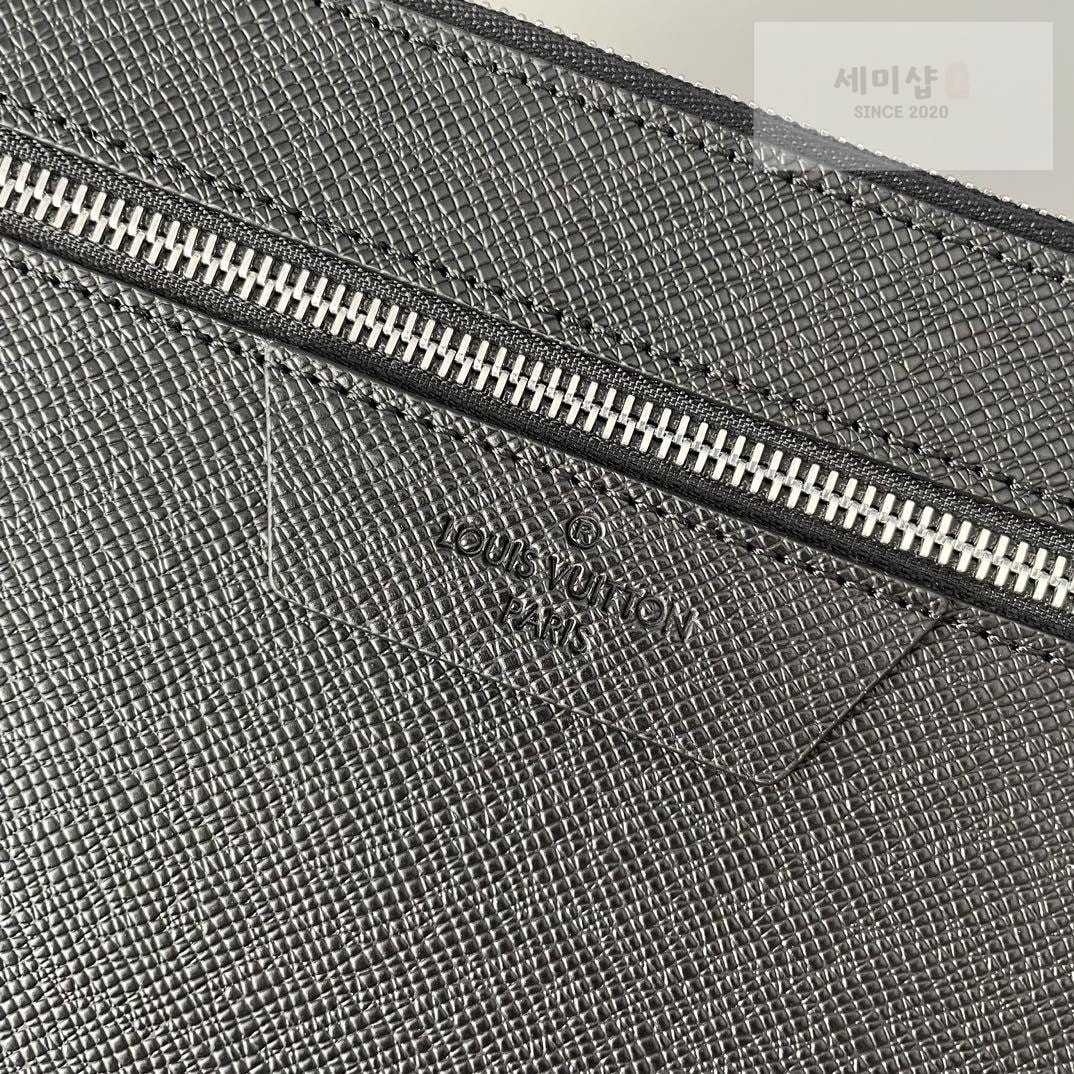Louis Vuitton Louis Vuitton Pochette 24H Bag 18번 이미지
