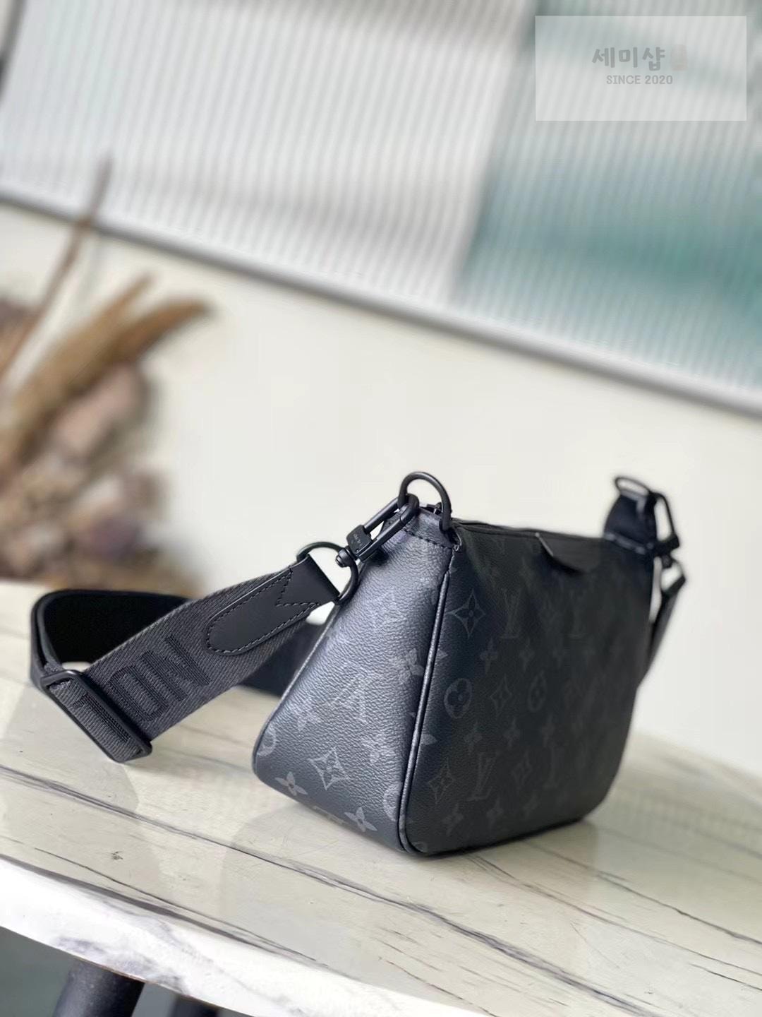 Louis Vuitton Louis Vuitton Pochette Accessoire XL Bag 2번 이미지