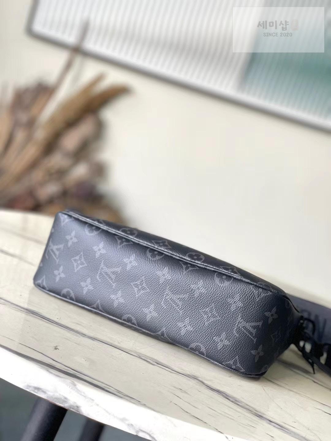 Louis Vuitton Louis Vuitton Pochette Accessoire XL Bag 3번 이미지