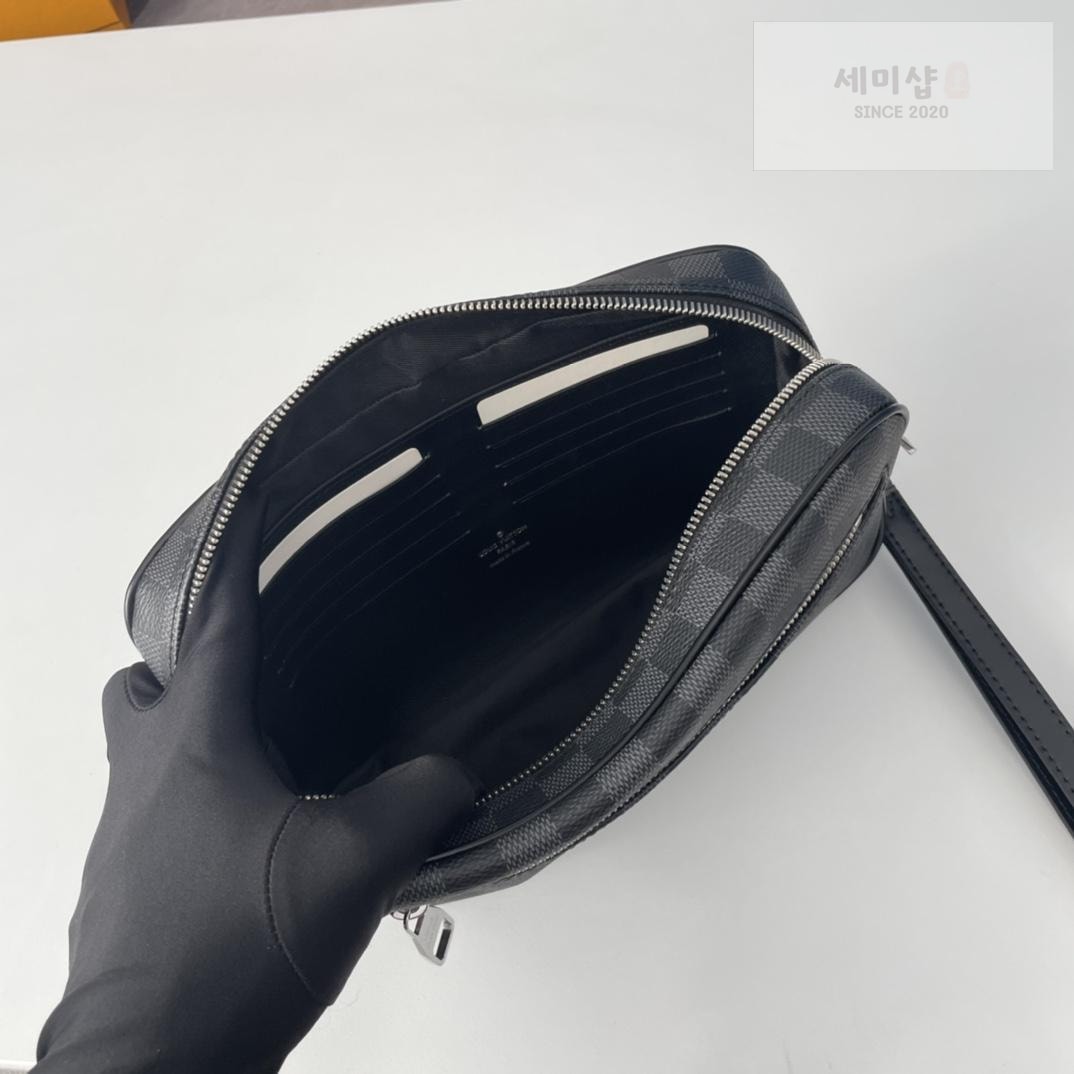 Louis Vuitton Louis Vuitton Pochette Kasai Bag 4번 이미지