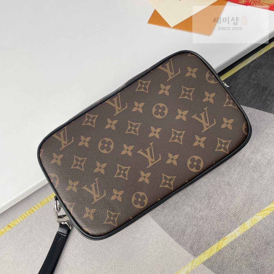Louis Vuitton Louis Vuitton Pochette Kasai Bag 6번 이미지