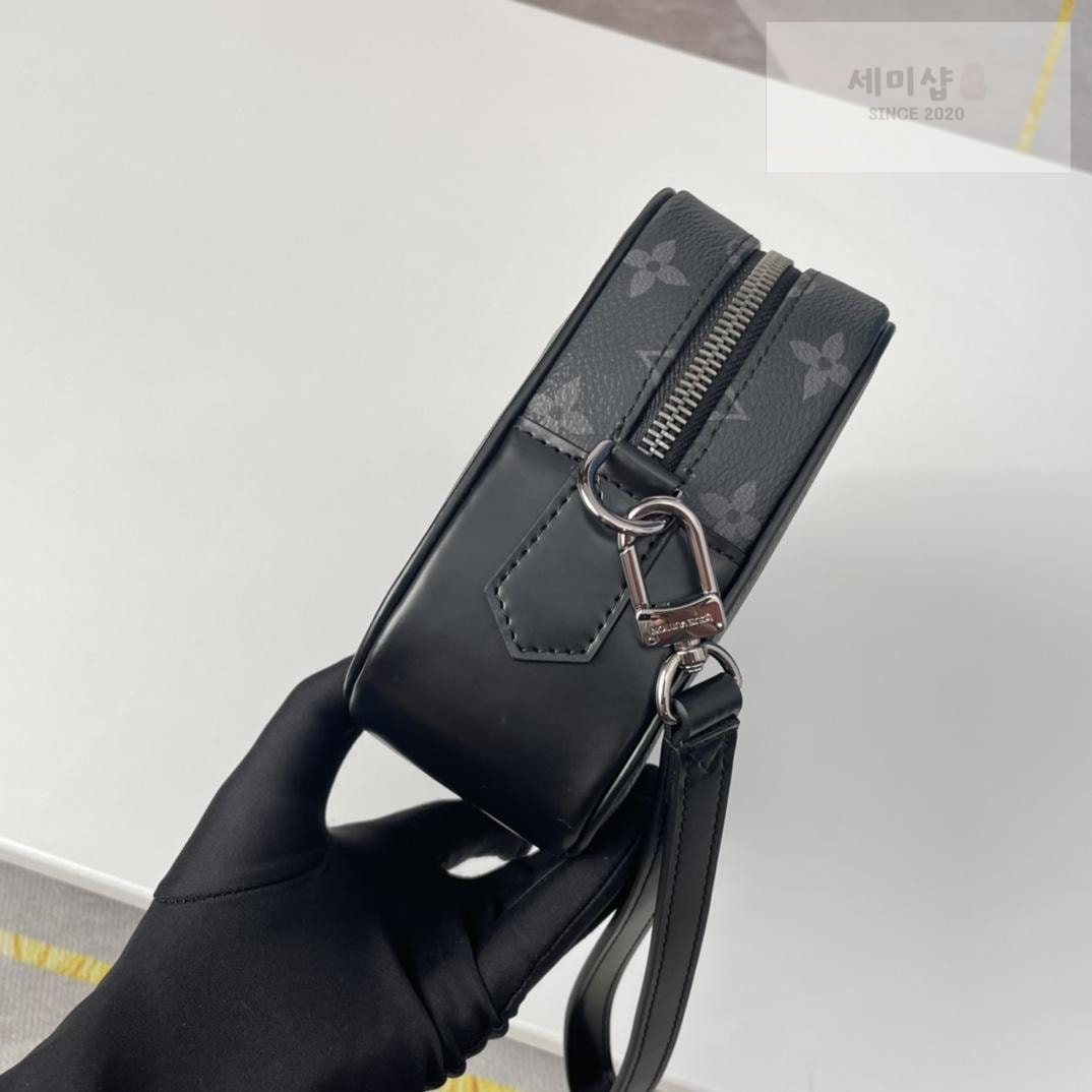 Louis Vuitton Louis Vuitton Pochette Kasai Bag 14번 이미지