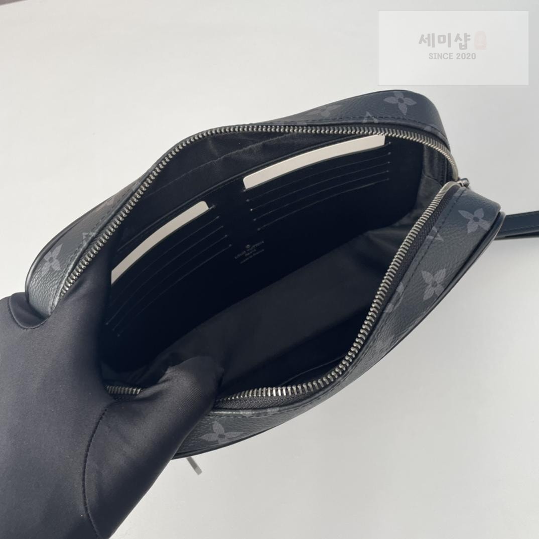 Louis Vuitton Louis Vuitton Pochette Kasai Bag 29번 이미지