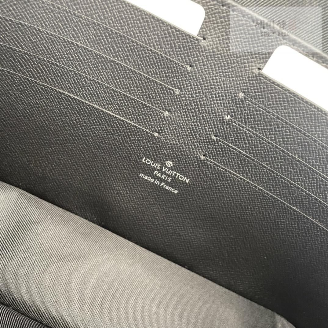 Louis Vuitton Louis Vuitton Pochette Kasai Bag 18번 이미지