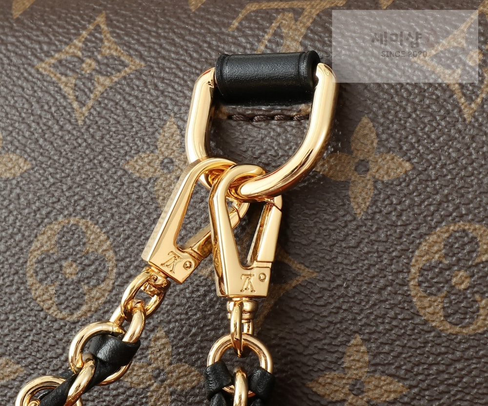 Louis Vuitton Pochette Metis Backpack Bag 4번 이미지