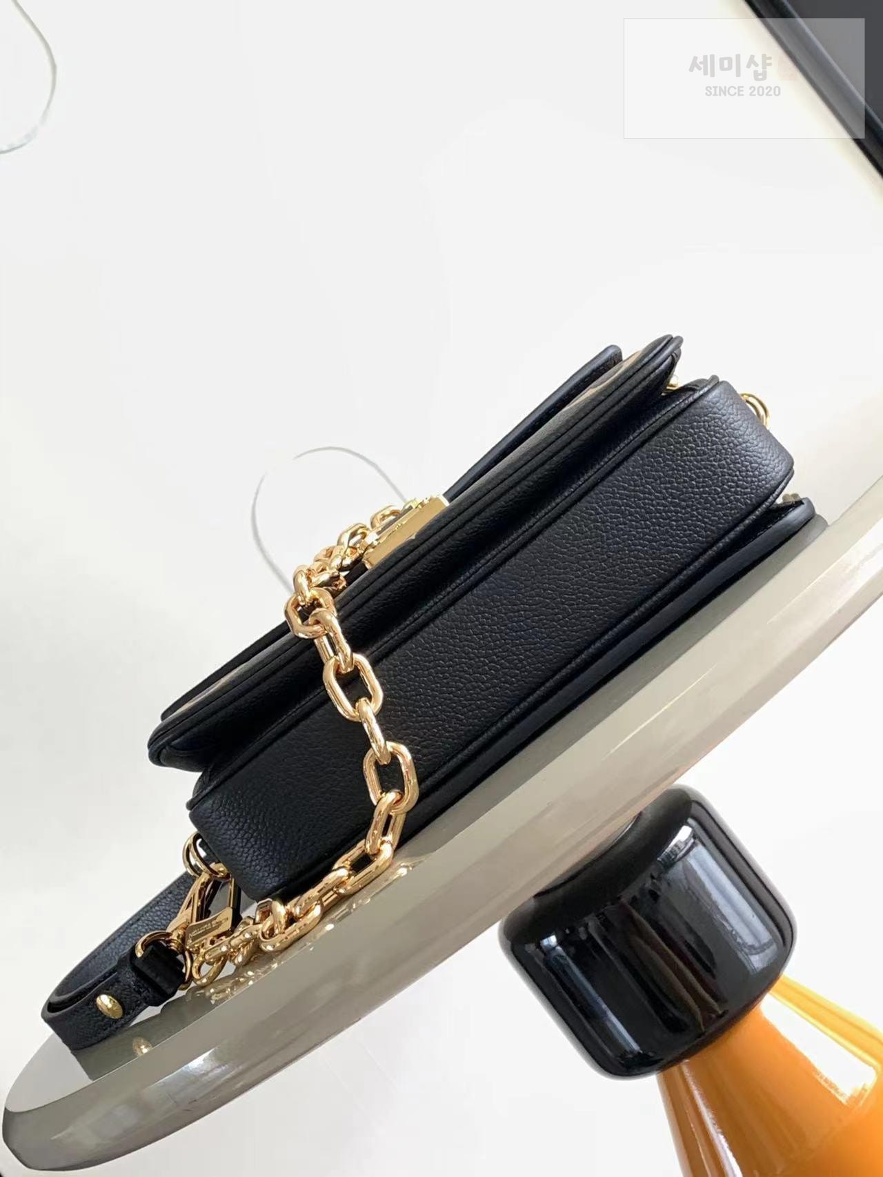 Louis Vuitton Louis Vuitton Pochette Metis East West Edition Bag 4번 이미지