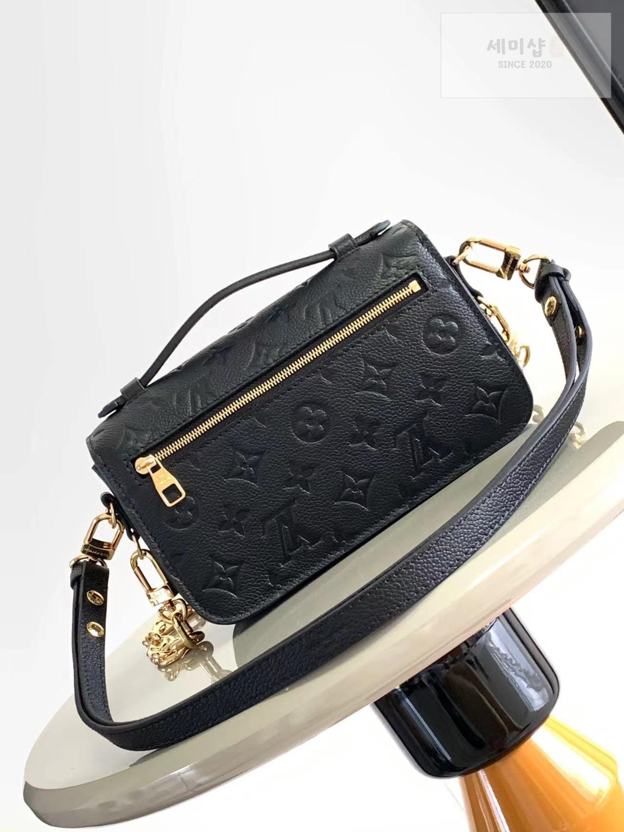 Louis Vuitton Louis Vuitton Pochette Metis East West Edition Bag 15번 이미지