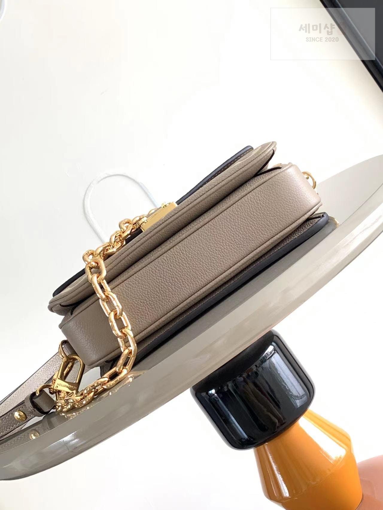 Louis Vuitton Louis Vuitton Pochette Metis East West Edition Bag 21번 이미지
