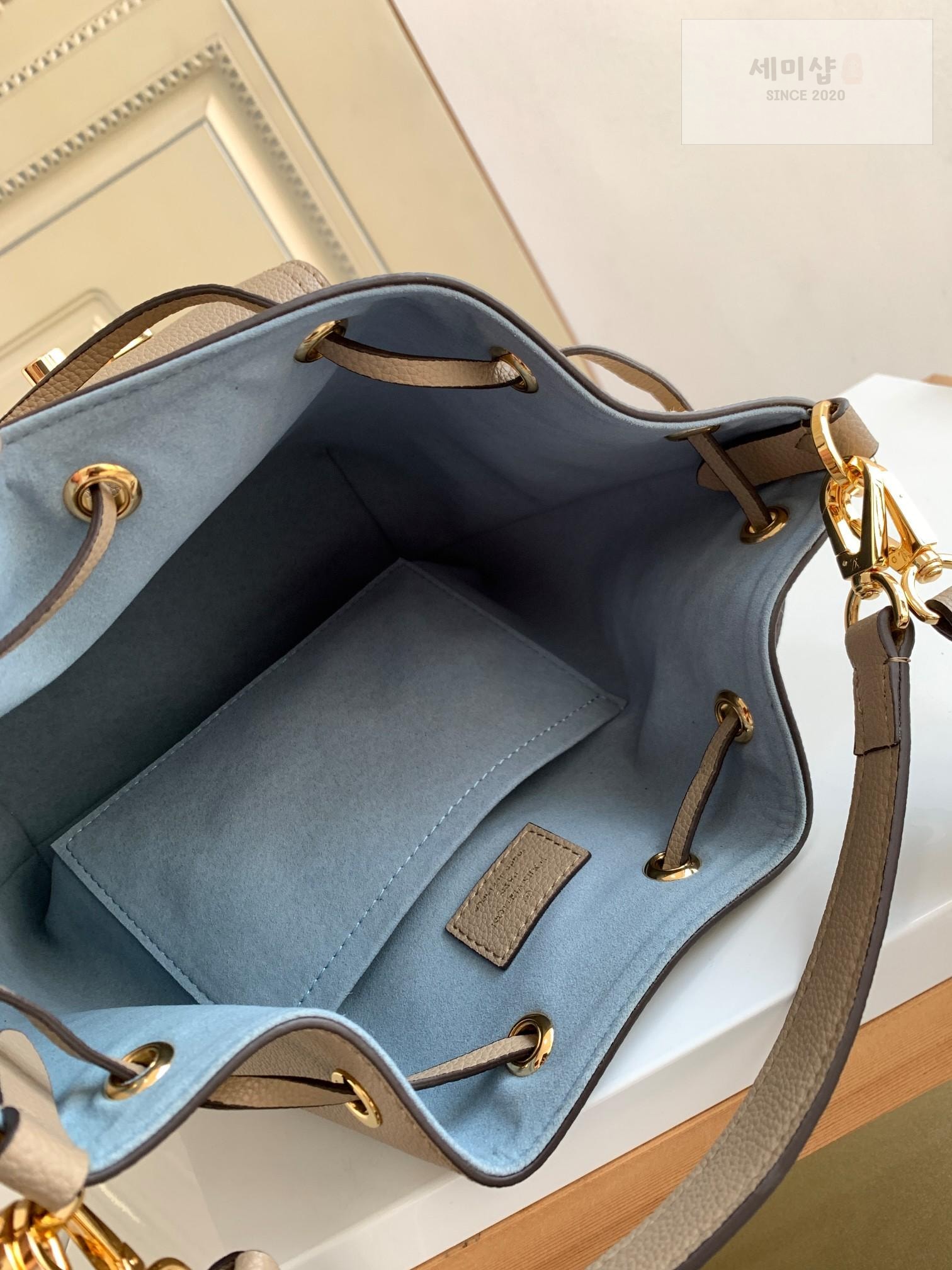 Louis Vuitton Louis Vuitton Rock Me Bucket Bag 12번 이미지
