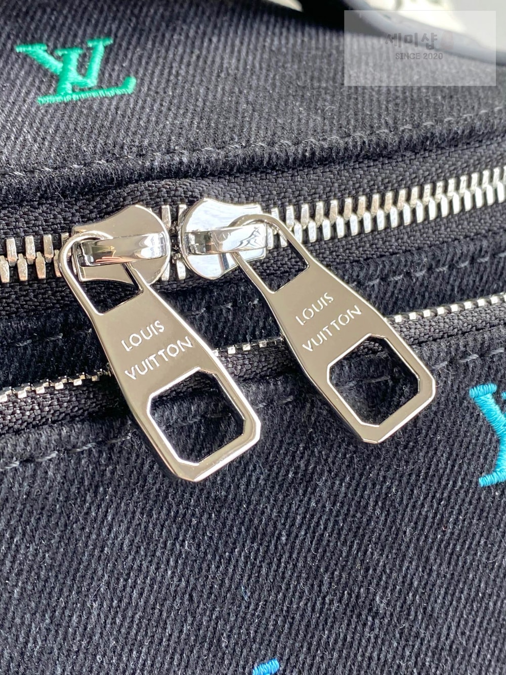 Louis Vuitton Louis Vuitton Rush Bumbag Monogram Bag 3번 이미지