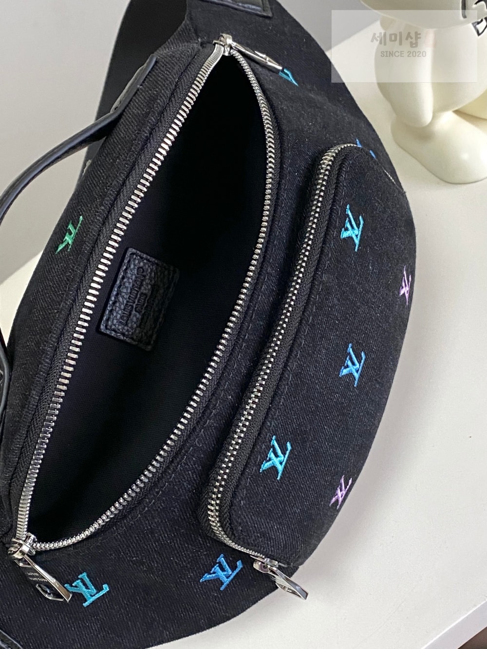 Louis Vuitton Louis Vuitton Rush Bumbag Monogram Bag 7번 이미지