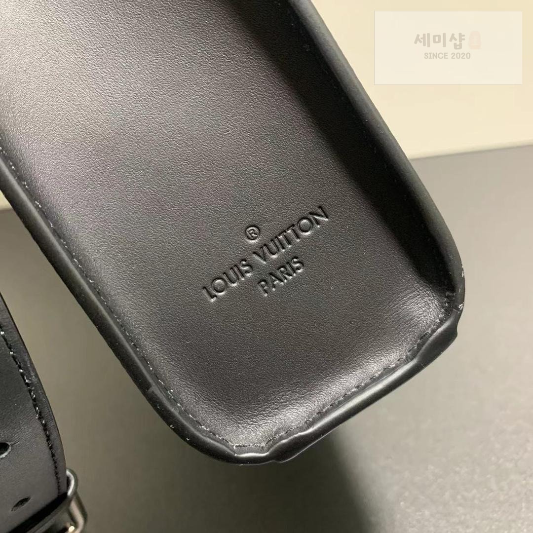 Louis Vuitton Louis Vuitton Sac Plat Monogram Eclipse Bag 13번 이미지