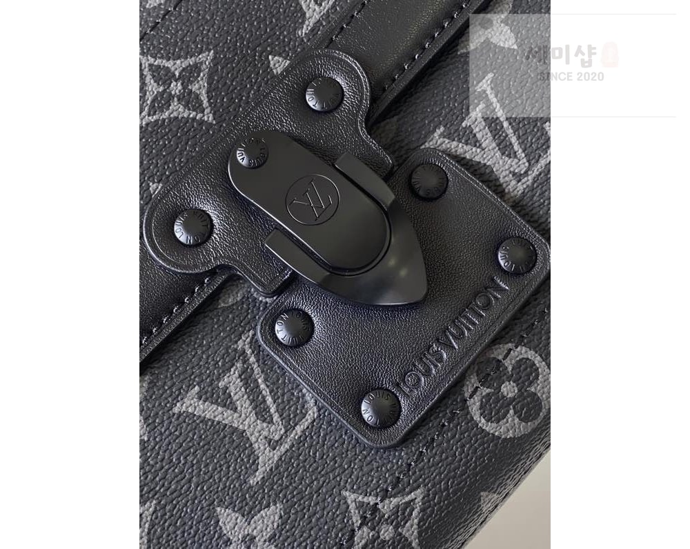 Louis Vuitton Louis Vuitton Soul Trunk Monogram Eclipse Canvas Bag 6번 이미지